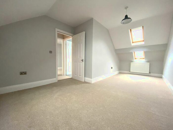 2 Bedroom Flat To Rent In Elms West, Ashbrooke, Sunderland, SR2