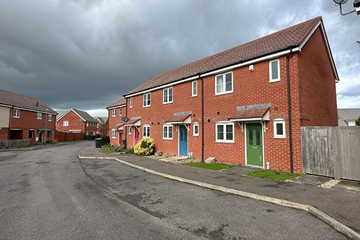 2 Bedroom End Of Terrace House For Sale In Swift Crescent, Deal, CT14