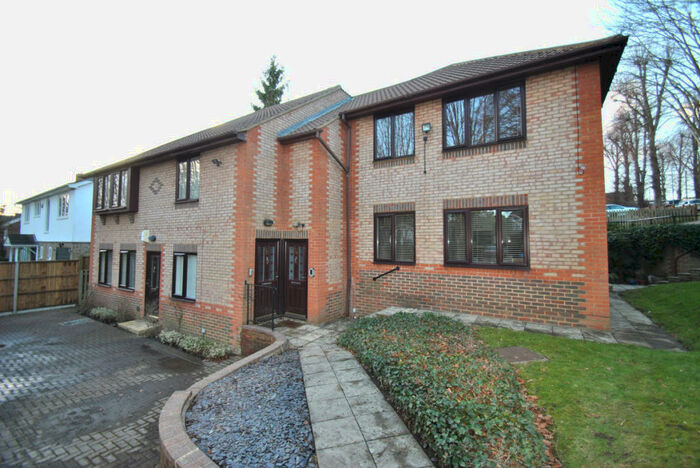2 Bedroom Maisonette To Rent In Adele Avenue, Welwyn Garden City, AL6