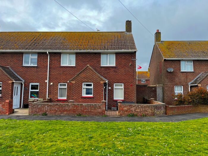 3 Bedroom Terraced House For Sale In Brooks Way, Lydd, TN29