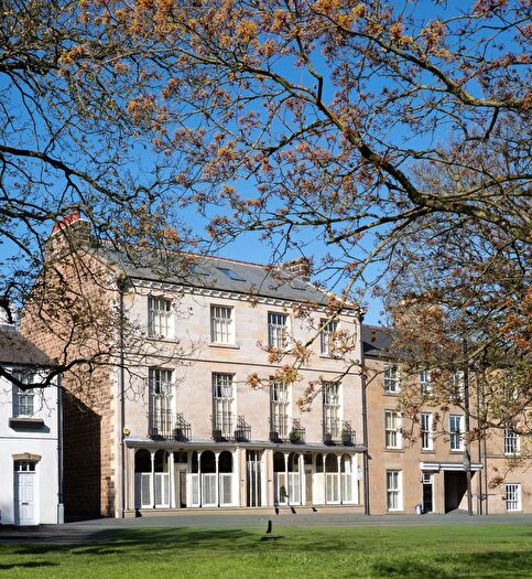 5 Bedroom End Of Terrace House For Sale In Regent Parade, Harrogate, HG1