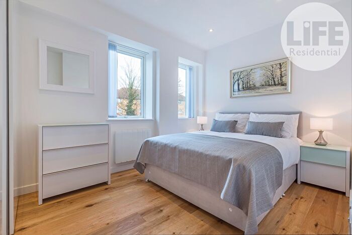 1 Bedroom Flat To Rent In Clayton Road, Hayes, UB3