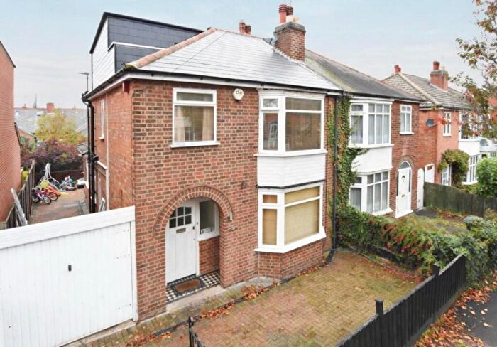 4 Bedroom Semi Detached House For Sale In Westcotes Drive, Leicester, LE3