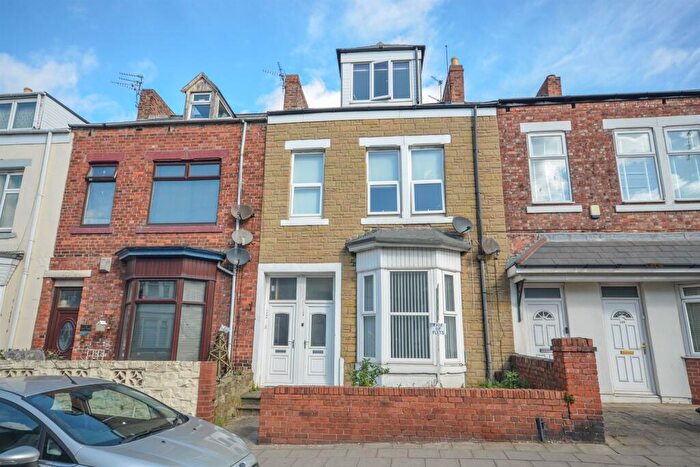 1 Bedroom Flat For Sale In Dean Road, South Shields, NE33