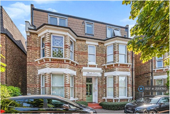 1 Bedroom Flat To Rent In The Avenue, Surbiton, KT5