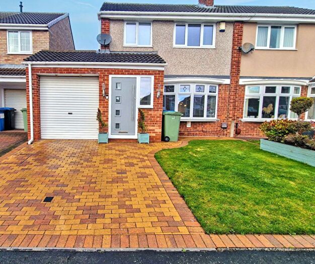 3 Bedroom Semi Detached House For Sale In Melrose Avenue, Murton, Seaham, SR7