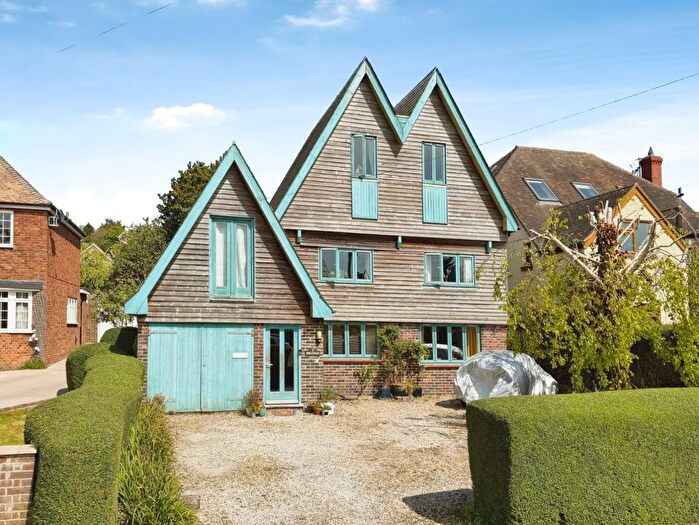 5 Bedroom Detached House For Sale In Cliff Road, Hythe, CT21