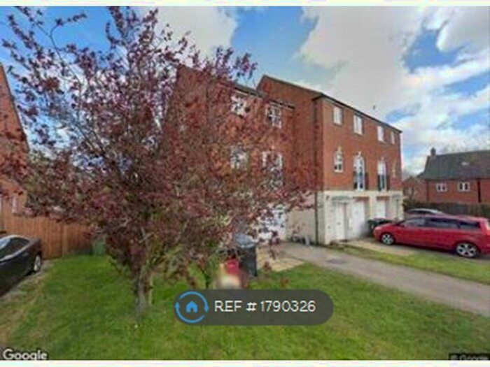 3 Bedroom Semi-Detached House To Rent In All Saints Close, Coalville, LE67