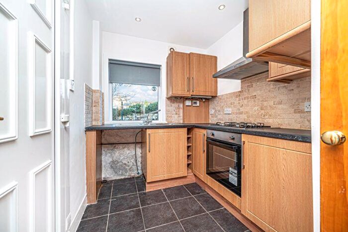 1 Bedroom Flat For Sale In Harcourt Road, Kirkcaldy, KY2