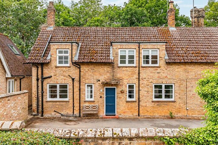 3 Bedroom Semi-Detached House For Sale In Watton House Stables, Watton At Stone, SG14