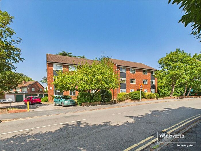 2 Bedroom Flat For Sale In Southcote Road, Reading, Berkshire, RG30