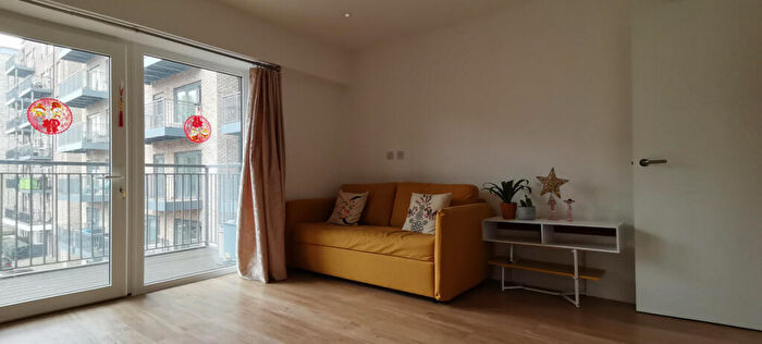 1 Bedroom Apartment To Rent In Fairbank House, Colindale, NW9