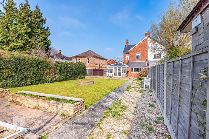 5 Bedroom Semi-Detached House To Rent In Richmond Wood Road, Bournemouth, BH8