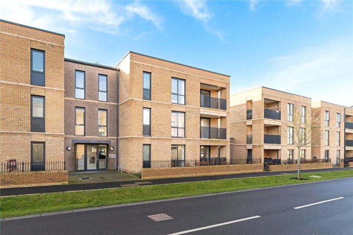 2 Bedroom Apartment For Sale In Osprey Drive, Trumpington, Cambridge, Cambridgeshire, CB2