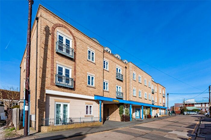 2 Bedroom Flat For Sale In The Forge, Woodlands Road, Wickford, Essex, SS12