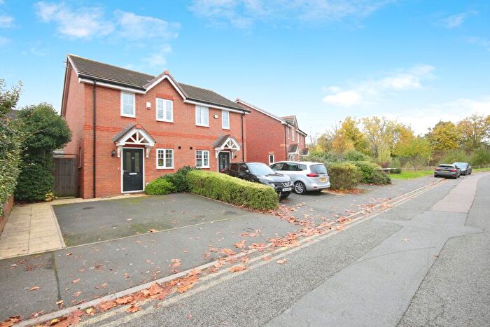 2 Bedroom Semi-Detached House For Sale In Haywood Road, Warwick, Warwickshire, CV34