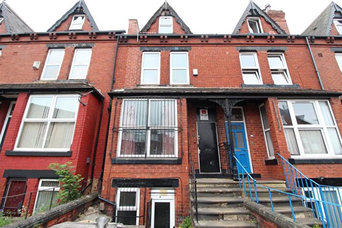 6 Bedroom Property To Rent In Brudenell Road, Leeds, LS6