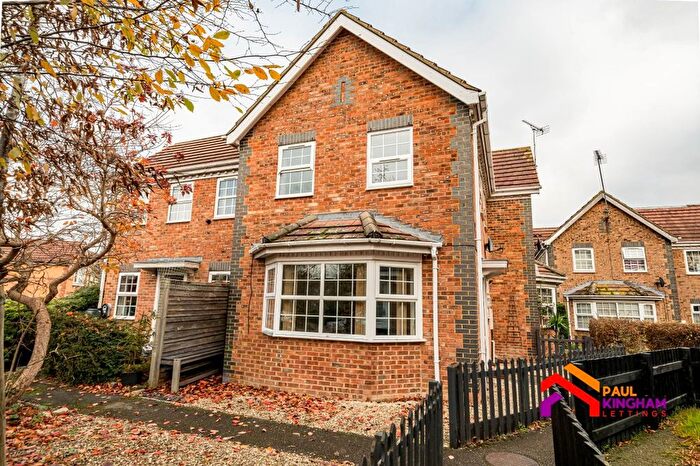 2 Bedroom Property To Rent In Brambling, Aylesbury, HP19