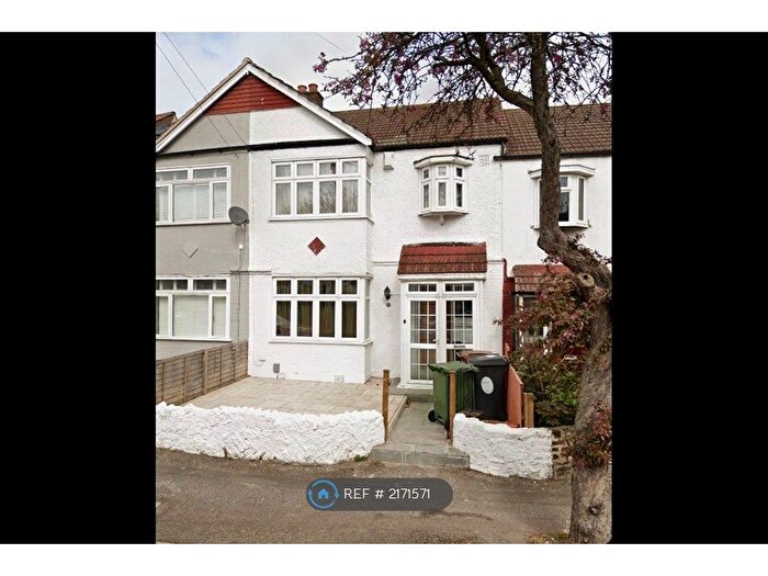 3 Bedroom Terraced House To Rent In Cavendish Drive, London, E11
