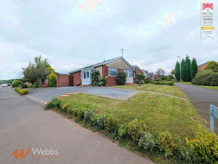 3 Bedroom Detached Bungalow To Rent In Greenwood Road, Aldridge, Walsall, WS9