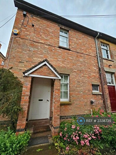 2 Bedroom Flat To Rent In Sherbourne Park, Warwick, CV35