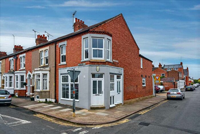 1 Bedroom Apartment To Rent In Ashburnham Road, Northampton, NN1