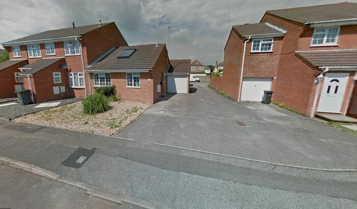 2 Bedroom Bungalow To Rent In Copper Beech Gardens, Bournemouth, BH10