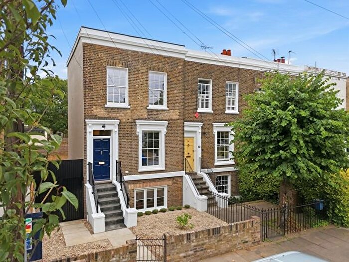 3 Bedroom Terraced House To Rent In Ufton Road, London, N1