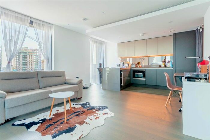 1 Bedroom Flat To Rent In The Dumont Building, Albert Embankment, Vauxhall, SE1