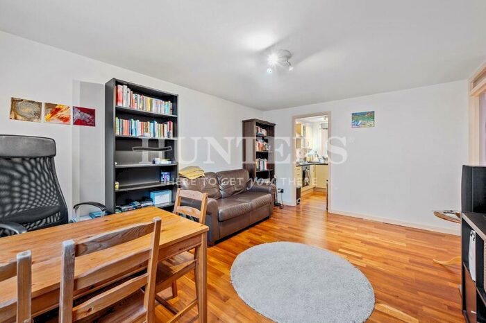 1 Bedroom Flat To Rent In Hullbridge Mews, London, N1