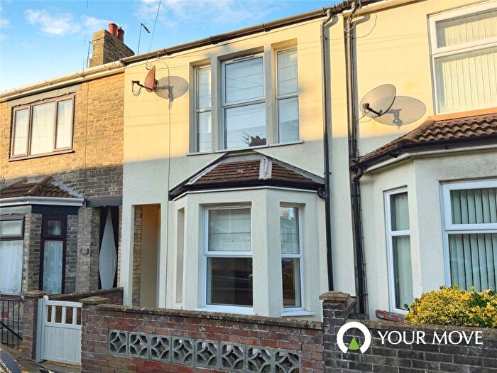 3 Bedroom Terraced House For Sale In Worthing Road, Lowestoft, Suffolk, NR32