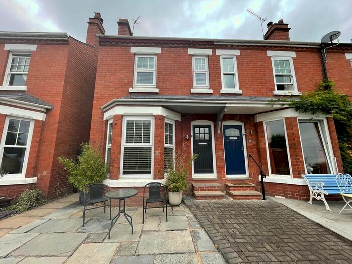 3 Bedroom End Of Terrace House To Rent In Diglis Avenue, Worcester, WR1