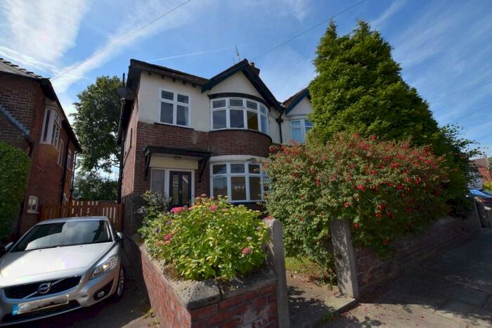 5 Bedroom Semi-Detached House To Rent In St Johns Road, Eastham, CH62