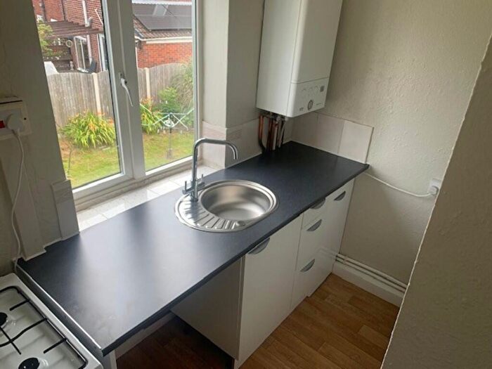 2 Bedroom Flat To Rent In Greenland Avenue South, Maltby, S66