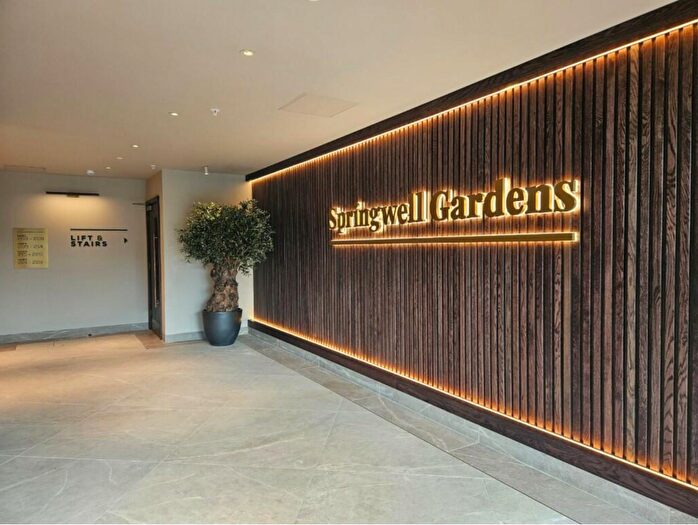 1 Bedroom Apartment To Rent In Springwell Gardens, Whitehall Road, Leeds, West Yorkshire, LS12