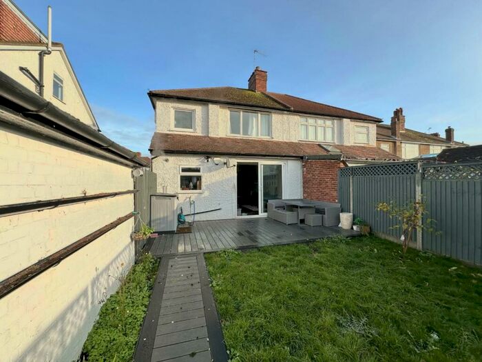 3 Bedroom Semi-Detached House To Rent In Warren Drive South, Surbiton, KT5