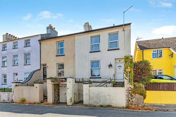 3 Bedroom End Of Terrace House For Sale In Curledge Street, Paignton, TQ4