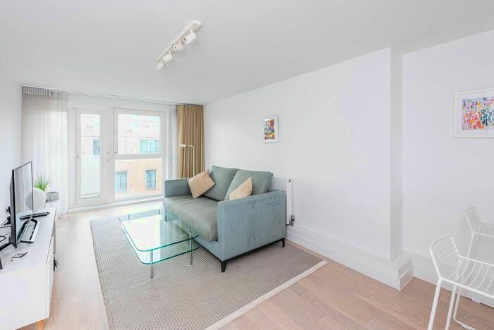 2 Bedroom Flat To Rent In Ebury Street, Belgravia, London, SW1W