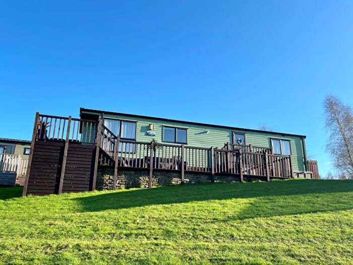 2 Bedroom Caravan For Sale In Willerby Castleton Caravan, Woodclose Park, Kirkby Lonsdale, Cumbria, LA6