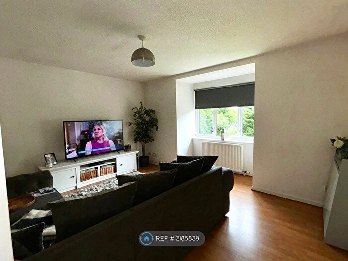 2 Bedroom Flat To Rent In Bulldale Street, Glasgow, G14