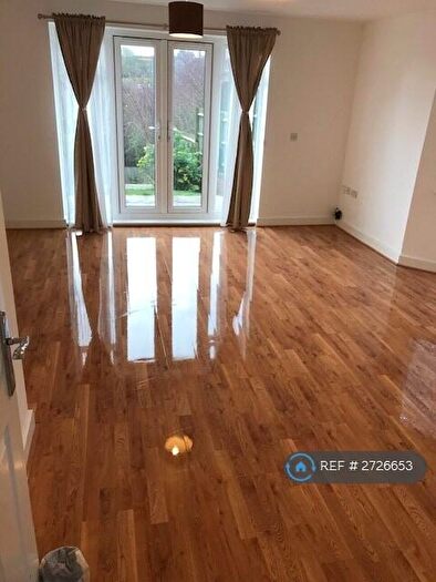 3 Bedroom Semi Detached House To Rent In Rosemary Drive, Banbury, OX16