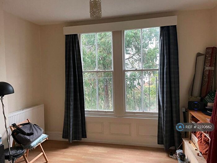 1 Bedroom Flat To Rent In Springfield Road, Brighton, BN1