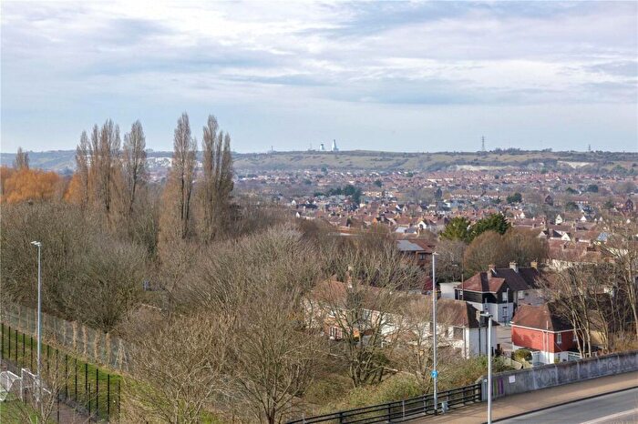 1 Bedroom Flat To Rent In Roebuck House, Roebuck Close, Portsmouth, PO6