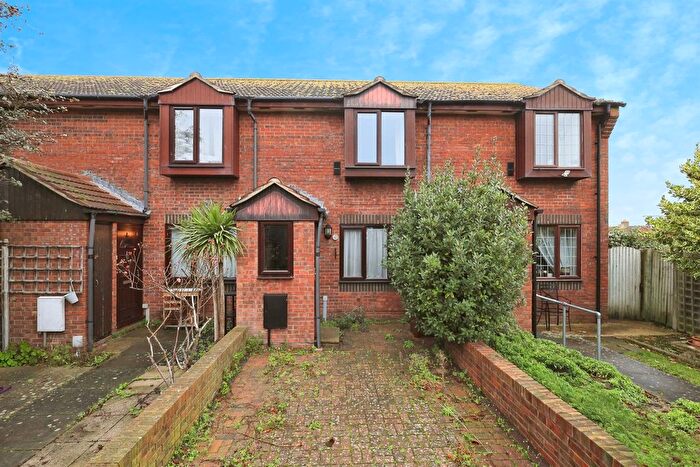 2 Bedroom Terraced House For Sale In Glenmore Mews, Eastbourne, BN21