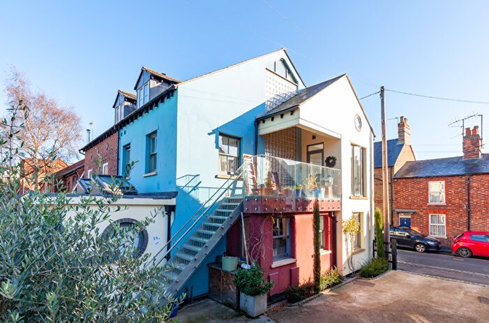 Studio To Rent In Garden Studio, Lake Street, Oxford (Suitable For Professionals, Academics And Students), OX1