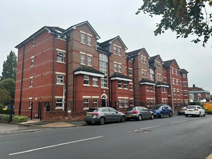 2 Bedroom Apartment To Rent In , Parrs Road, M20