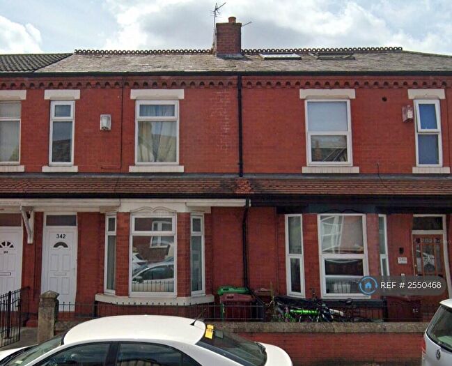 6 Bedroom Terraced House To Rent In Great Western Street, Rusholme, M14