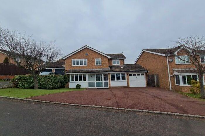 4 Bedroom Property To Rent In Port Close, Maidstone, ME14