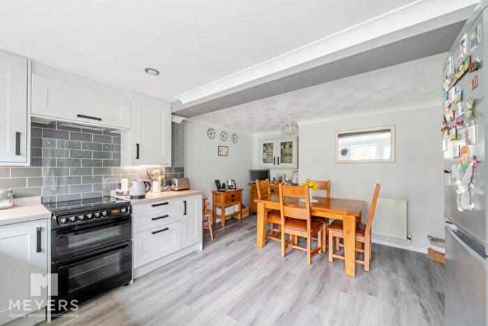 3 Bedroom Terraced House For Sale In Moreys Close, West Lulworth, BH20 - Photo 7