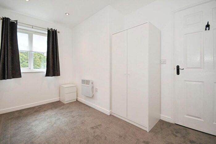 2 Bedroom Flat For Sale In Oliver House, Wain Avenue, Chesterfield, S41
